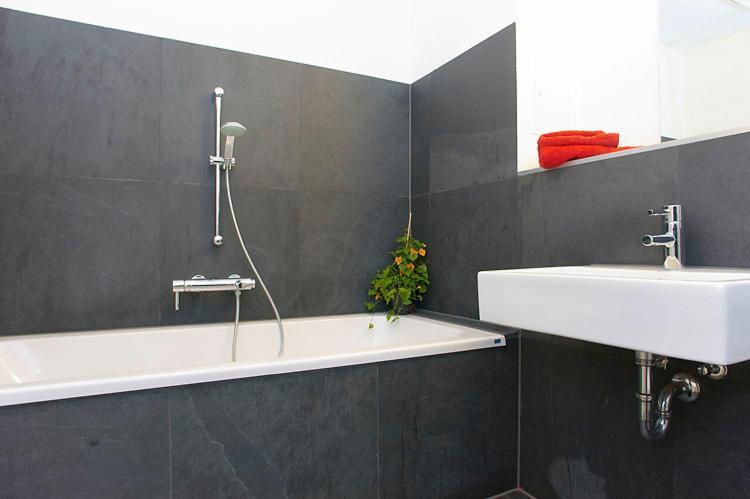 Spacious Studio Apartment Friedrichshain Berlin Szoba fotó
