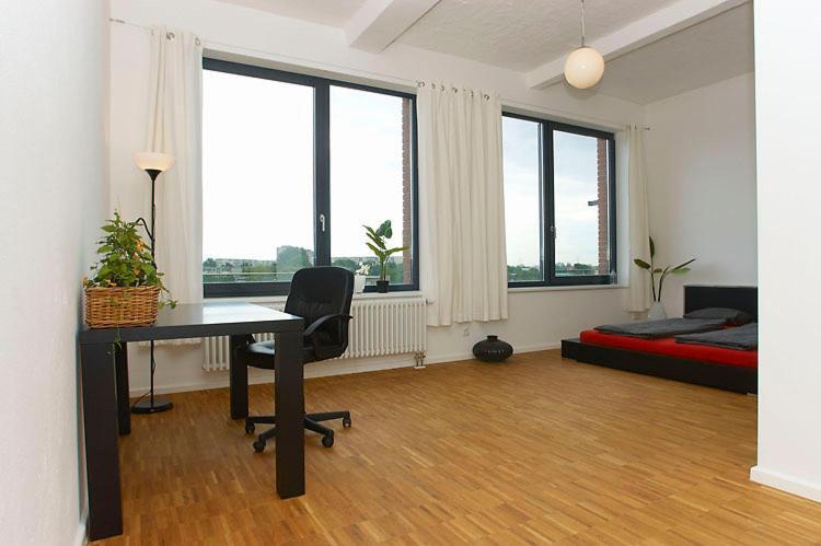 Spacious Studio Apartment Friedrichshain Berlin Szoba fotó